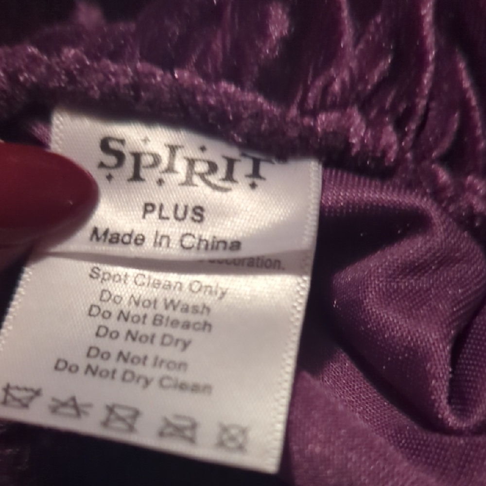 SPIRIT Plus Purple Velvet Cape with Moon & Stars - Picture 6 of 7